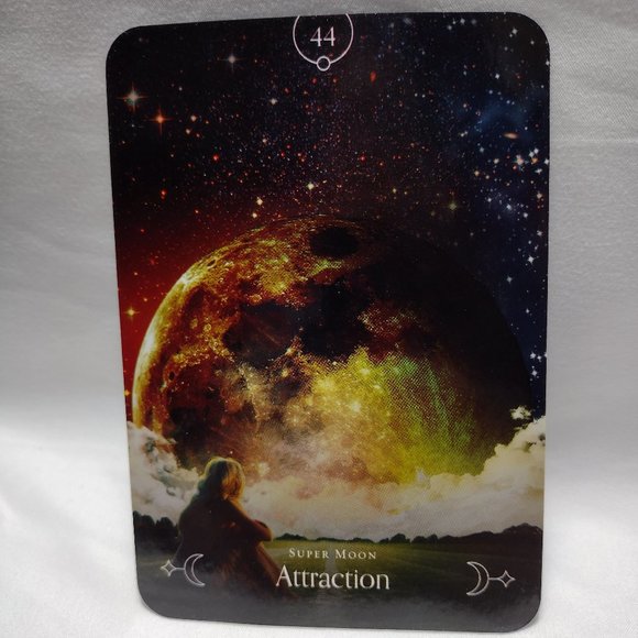 Queen of the Moon Oracle: Guidance through Lunar and Seasonal Energies - Picture 8 of 8